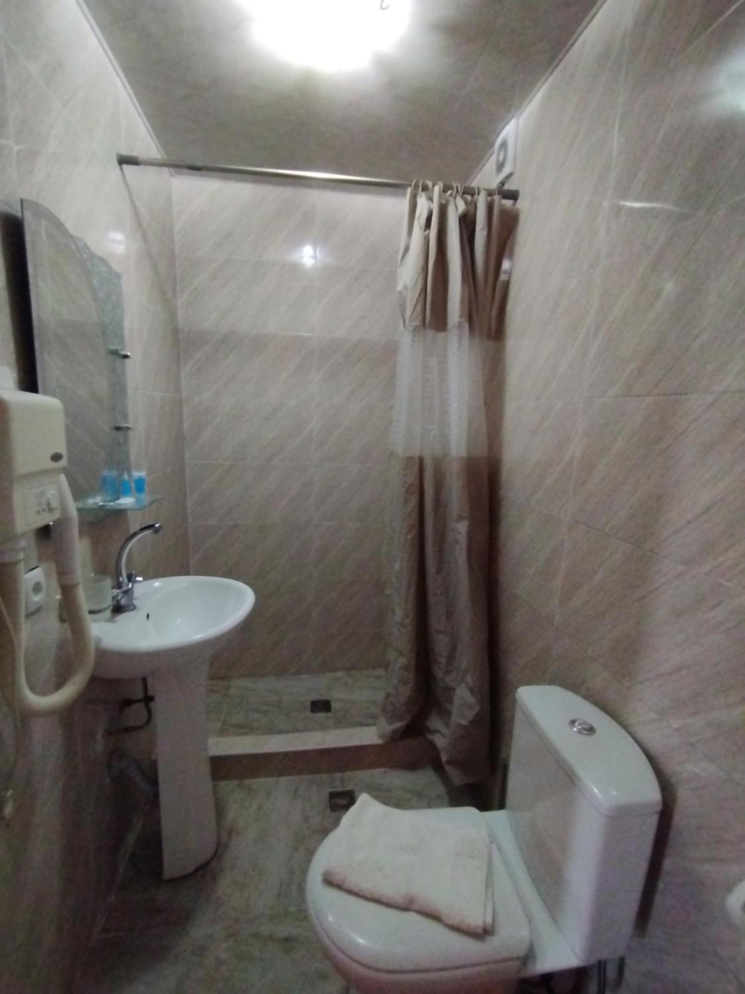 David Hotel Kutaisi Dış mekan fotoğraf